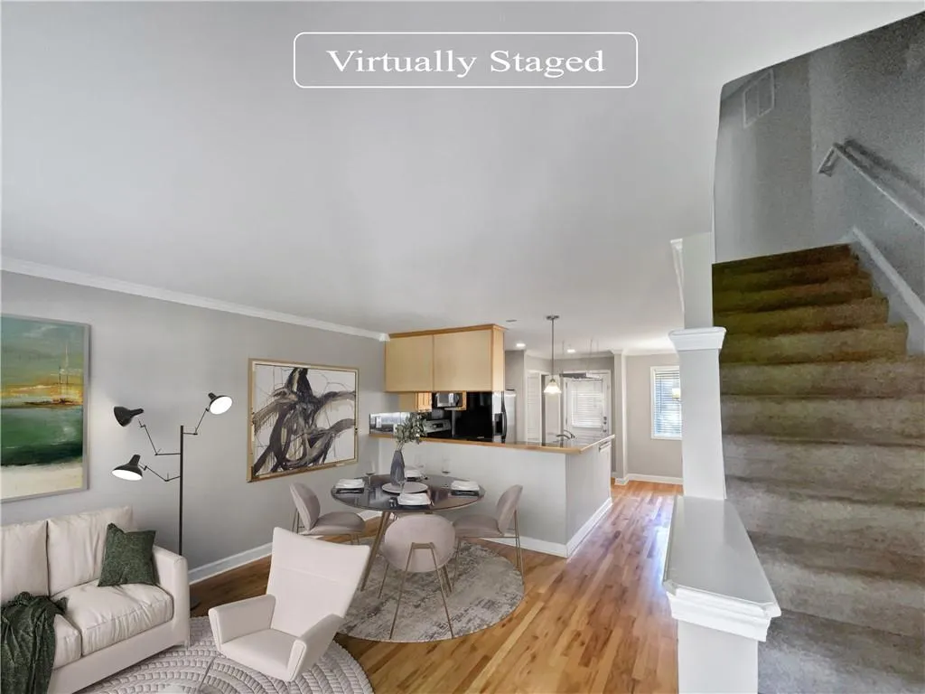 2232 Dunseath Avenue Nw Unit 202, Atlanta, Georgia 30318, 2 Bedrooms Bedrooms, ,1 BathroomBathrooms,Residential,For Sale,2232 Dunseath Avenue Nw Unit 202,7633495