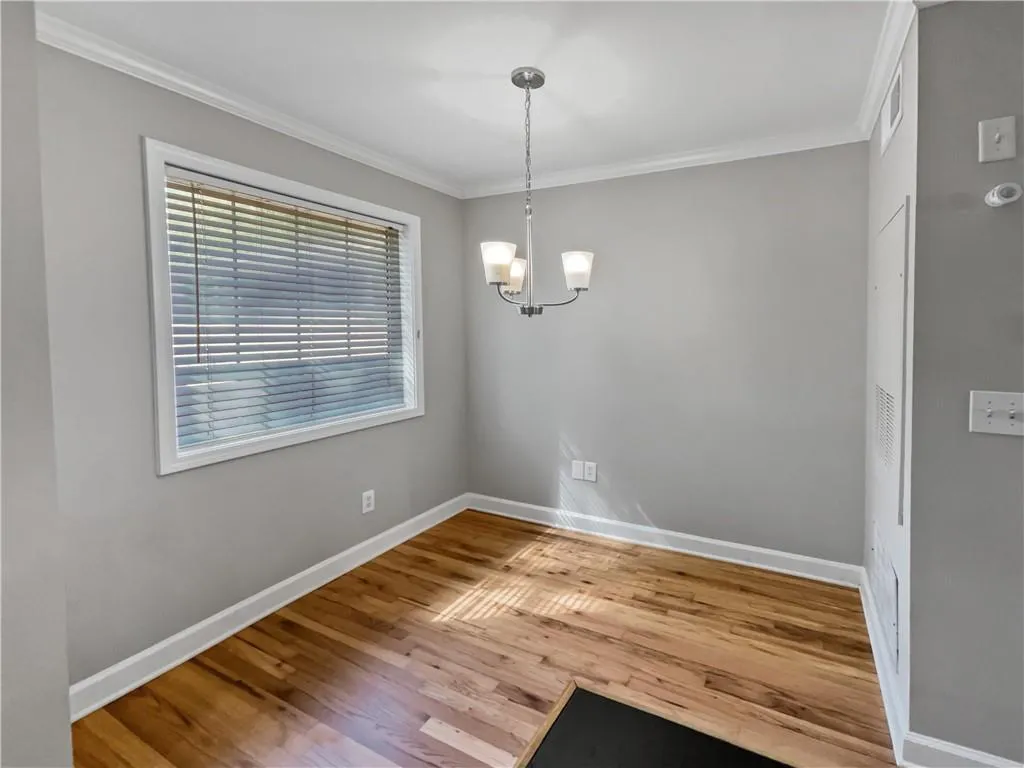 2232 Dunseath Avenue Nw Unit 202, Atlanta, Georgia 30318, 2 Bedrooms Bedrooms, ,1 BathroomBathrooms,Residential,For Sale,2232 Dunseath Avenue Nw Unit 202,7633495