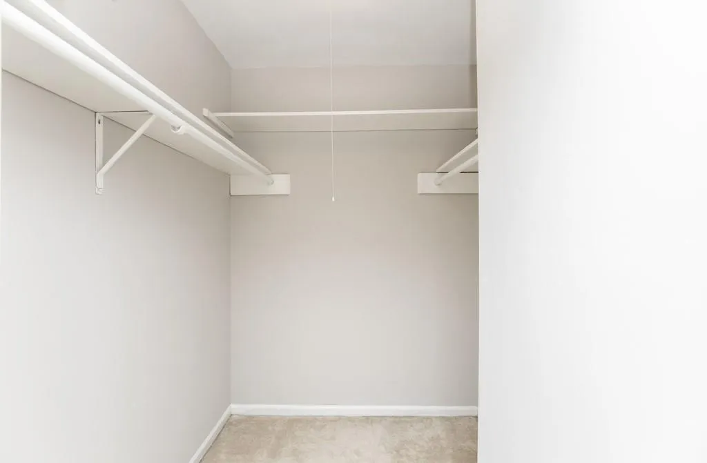6520 Roswell Road Ne Unit 27, Atlanta, Georgia 30328, 2 Bedrooms Bedrooms, ,1 BathroomBathrooms,Residential,Sold,6520 Roswell Road Ne Unit 27,6793625