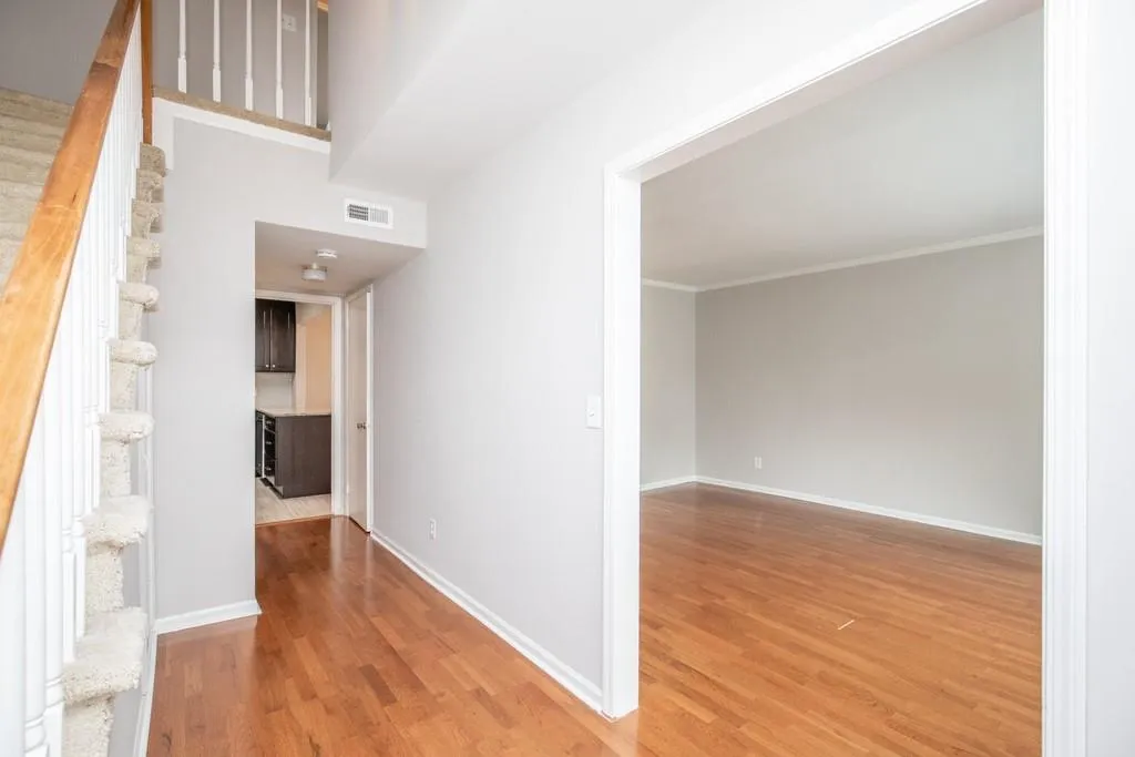 6520 Roswell Road Ne Unit 27, Atlanta, Georgia 30328, 2 Bedrooms Bedrooms, ,1 BathroomBathrooms,Residential,Sold,6520 Roswell Road Ne Unit 27,6793625
