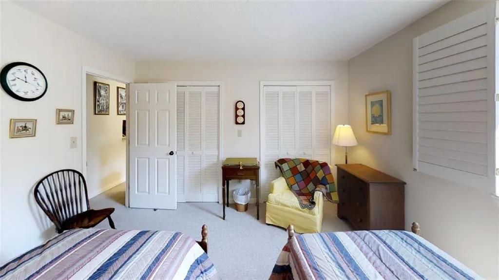 300 Johnson Ferry Road Ne Unit A403, Sandy Springs, Georgia 30328, 2 Bedrooms Bedrooms, ,2 BathroomsBathrooms,Residential,Sold,300 Johnson Ferry Road Ne Unit A403,6046388