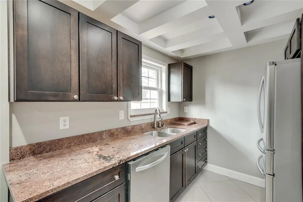 6907 Park Avenue, Atlanta, Georgia 30342, 2 Bedrooms Bedrooms, ,2 BathroomsBathrooms,Residential,Sold,6907 Park Avenue,6994723