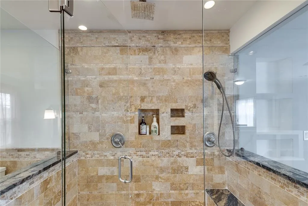 6907 Park Avenue, Atlanta, Georgia 30342, 2 Bedrooms Bedrooms, ,2 BathroomsBathrooms,Residential,Sold,6907 Park Avenue,6994723