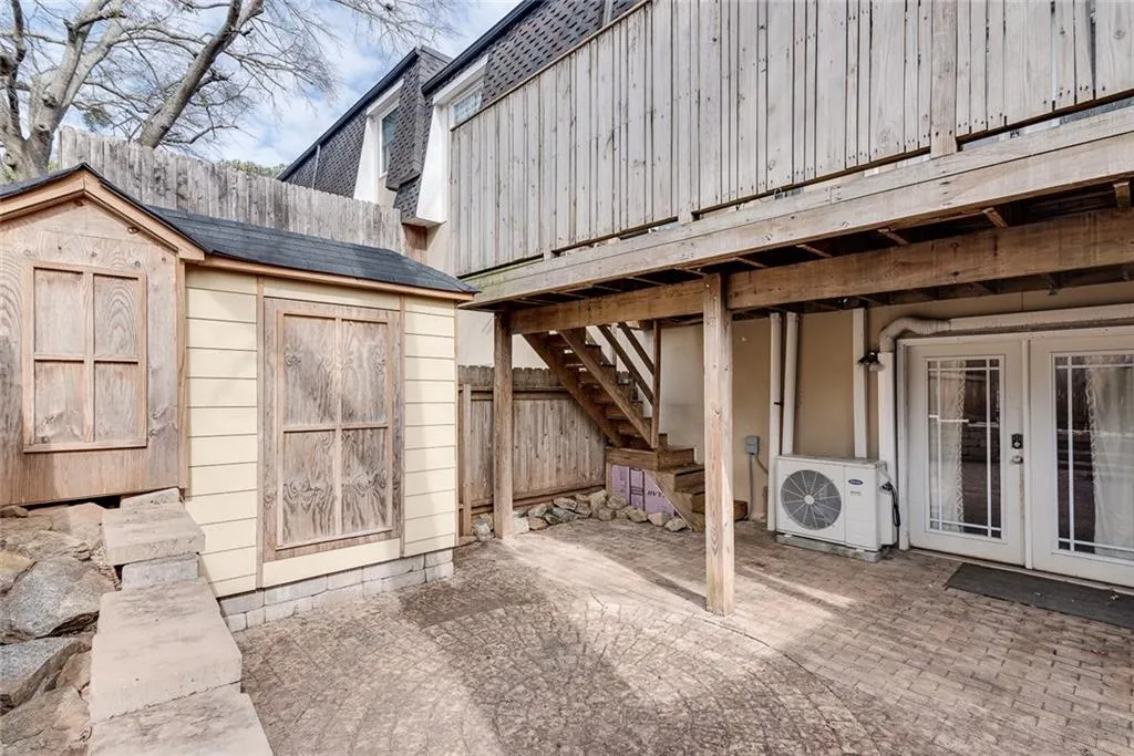 6907 Park Avenue, Atlanta, Georgia 30342, 2 Bedrooms Bedrooms, ,2 BathroomsBathrooms,Residential,Sold,6907 Park Avenue,6994723