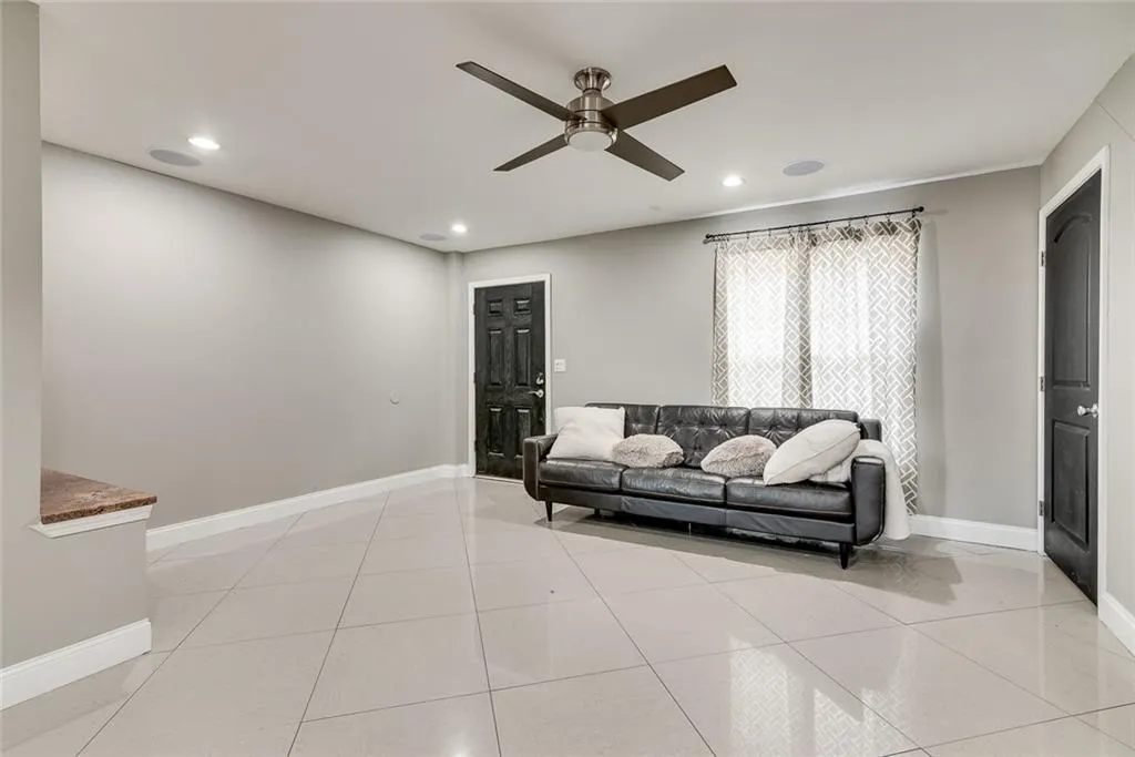 6907 Park Avenue, Atlanta, Georgia 30342, 2 Bedrooms Bedrooms, ,2 BathroomsBathrooms,Residential,Sold,6907 Park Avenue,6994723