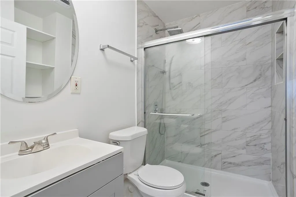 2097 Baker Road Nw, Atlanta, Georgia 30318, 3 Bedrooms Bedrooms, ,1 BathroomBathrooms,Residential,For Sale,2097 Baker Road Nw,7644963