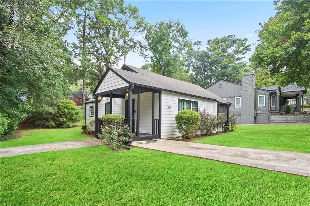 2097 Baker Road Nw, Atlanta, Georgia 30318, 3 Bedrooms Bedrooms, ,1 BathroomBathrooms,Residential,For Sale,2097 Baker Road Nw,7644963