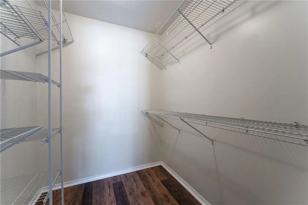 1205 Vicksburg Place, Sandy Springs, Georgia 30350, 2 Bedrooms Bedrooms, ,2 BathroomsBathrooms,Residential,Sold,1205 Vicksburg Place,7083367