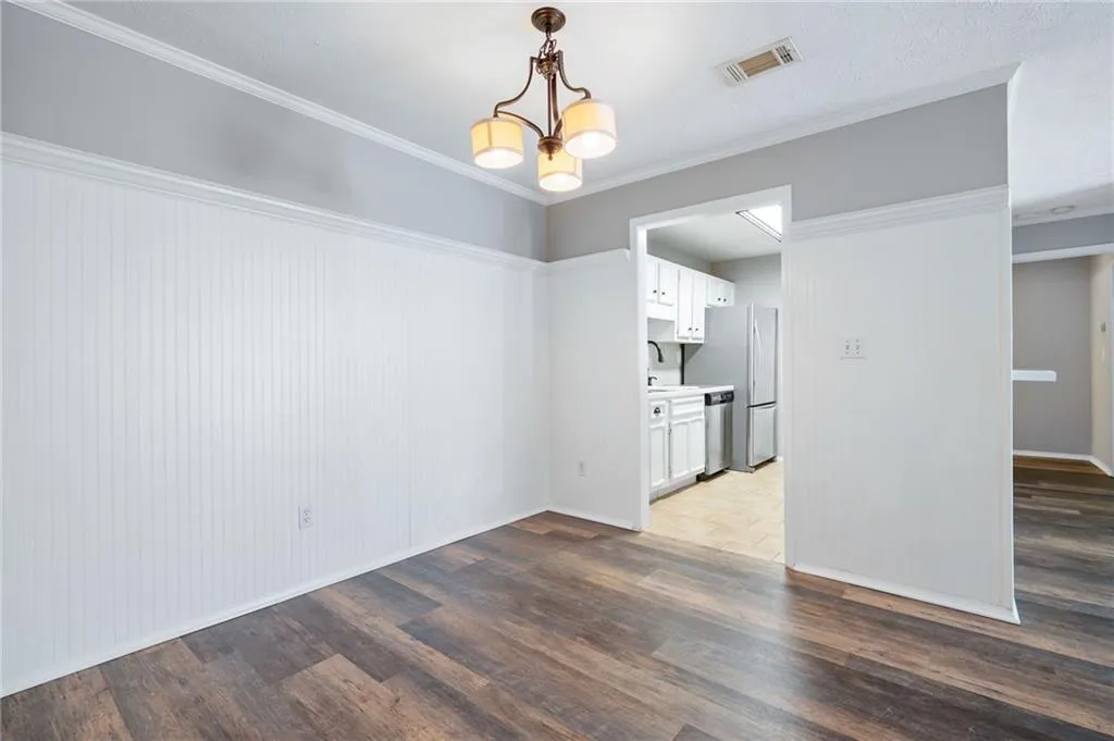 1205 Vicksburg Place, Sandy Springs, Georgia 30350, 2 Bedrooms Bedrooms, ,2 BathroomsBathrooms,Residential,Sold,1205 Vicksburg Place,7083367