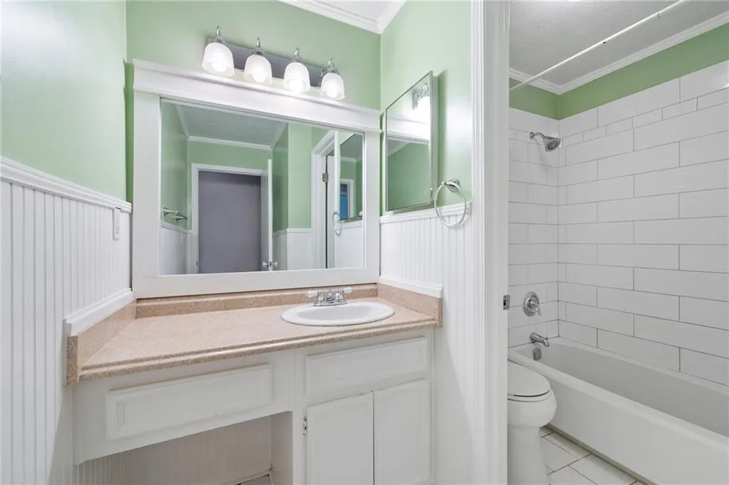 1205 Vicksburg Place, Sandy Springs, Georgia 30350, 2 Bedrooms Bedrooms, ,2 BathroomsBathrooms,Residential,Sold,1205 Vicksburg Place,7083367