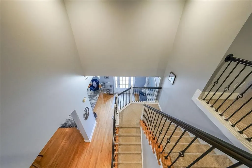 100 Wembley Court, Atlanta, Georgia 30328, 5 Bedrooms Bedrooms, ,4 BathroomsBathrooms,Residential,For Sale,100 Wembley Court,7413917