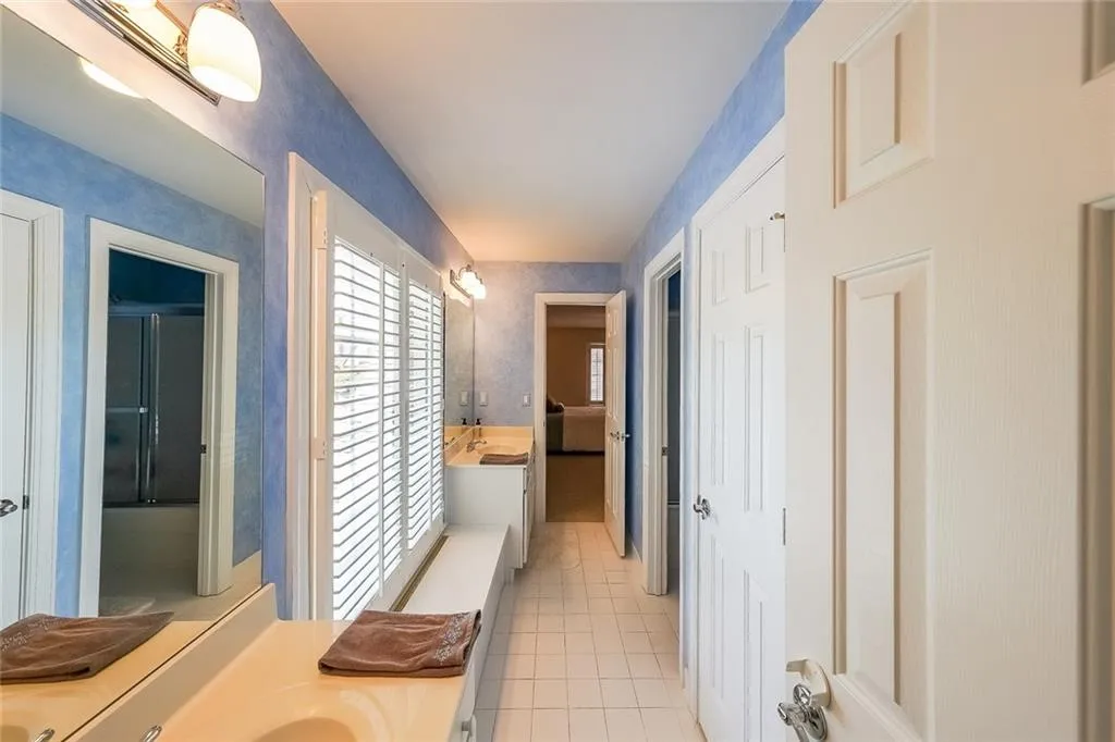 100 Wembley Court, Atlanta, Georgia 30328, 5 Bedrooms Bedrooms, ,4 BathroomsBathrooms,Residential,For Sale,100 Wembley Court,7413917