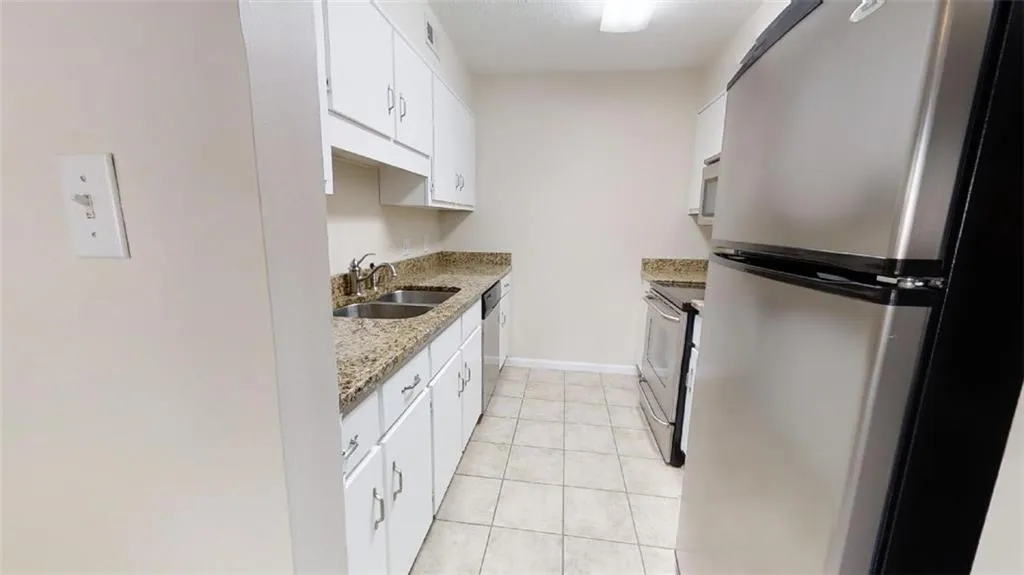 475 Mount Vernon Highway Ne Unit B212, Sandy Springs, Georgia 30328, 1 Bedroom Bedrooms, ,1 BathroomBathrooms,Residential,Sold,475 Mount Vernon Highway Ne Unit B212,6879928