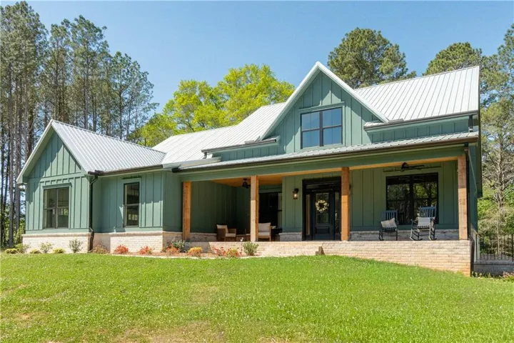 526 Brice Station Road, Silver Creek, Georgia 30173