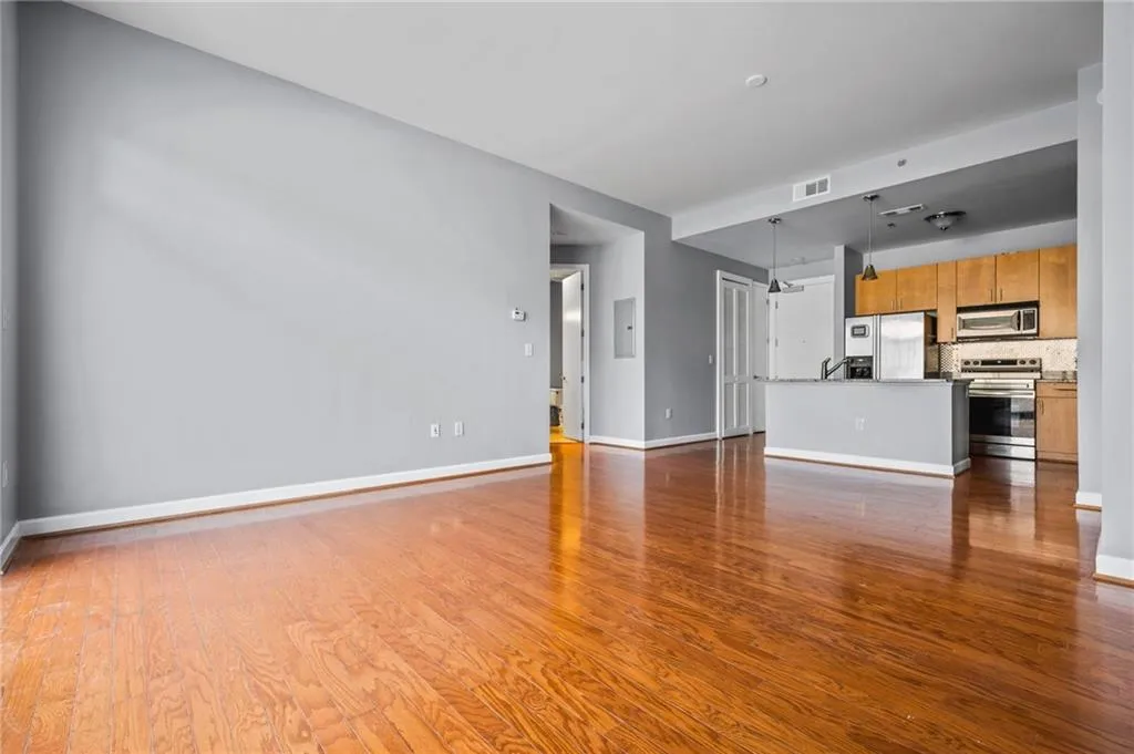 711 Cosmopolitan Drive Ne Unit 213, Atlanta, Georgia 30324, 2 Bedrooms Bedrooms, ,2 BathroomsBathrooms,Residential,For Sale,711 Cosmopolitan Drive Ne Unit 213,7649491