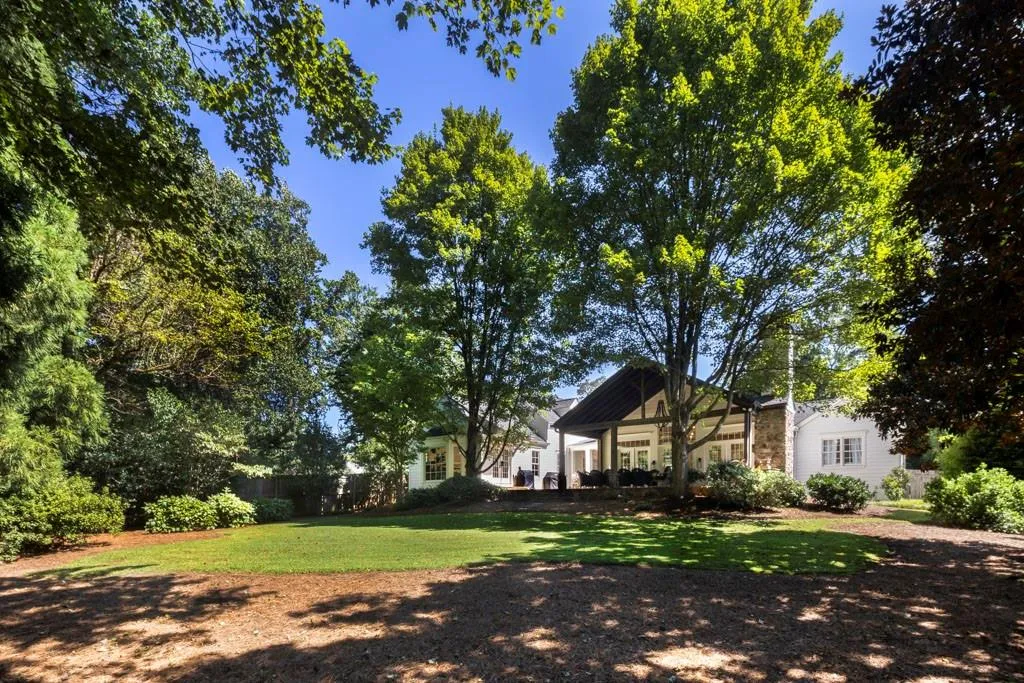 4750 Dudley Lane, Atlanta, Georgia 30327, 6 Bedrooms Bedrooms, ,4 BathroomsBathrooms,Residential,For Sale,4750 Dudley Lane,7639561