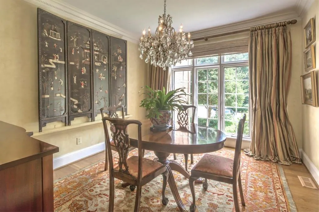 7 Paces West Terrace Nw Unit 7, Atlanta, Georgia 30327, 3 Bedrooms Bedrooms, ,3 BathroomsBathrooms,Residential,Sold,7 Paces West Terrace Nw Unit 7,5708993
