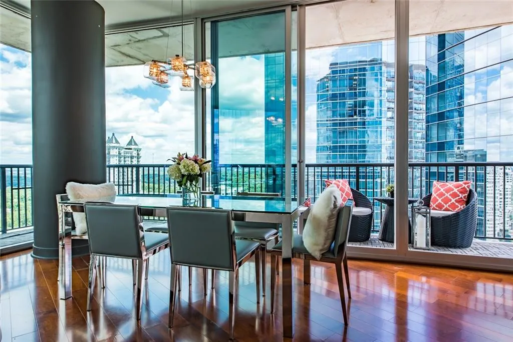 1080 Peachtree Street Ne Unit 2603, Atlanta, Georgia 30309, 2 Bedrooms Bedrooms, ,2 BathroomsBathrooms,Residential,Sold,1080 Peachtree Street Ne Unit 2603,5853003