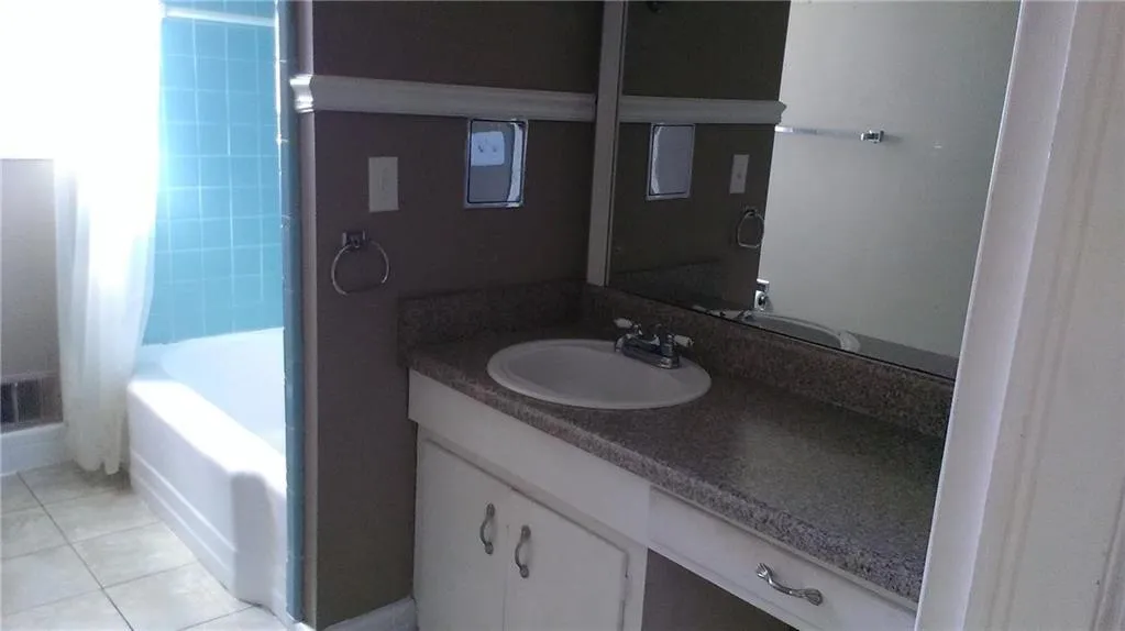 805 Glenairy Drive, Atlanta, Georgia 30328, 3 Bedrooms Bedrooms, ,2 BathroomsBathrooms,Residential,Sold,805 Glenairy Drive,5971528