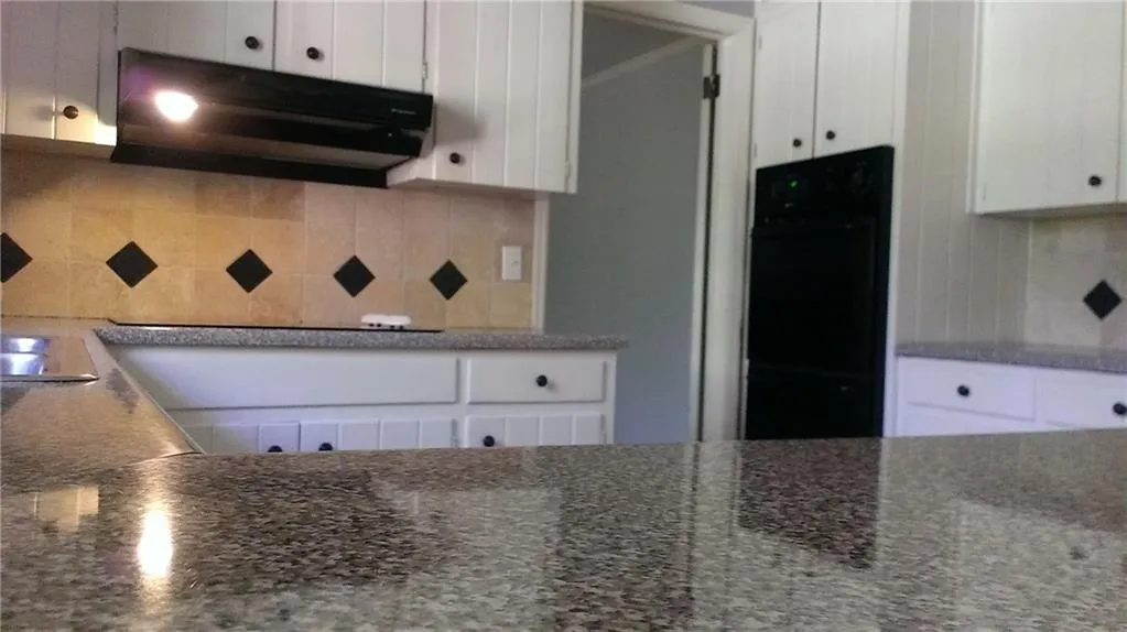 805 Glenairy Drive, Atlanta, Georgia 30328, 3 Bedrooms Bedrooms, ,2 BathroomsBathrooms,Residential,Sold,805 Glenairy Drive,5971528