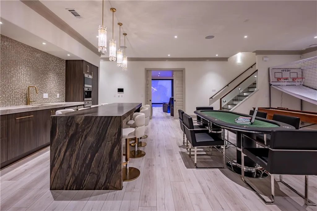 1090 Kingston Drive, Sandy Springs, Georgia 30342, 6 Bedrooms Bedrooms, ,6 BathroomsBathrooms,Residential,Sold,1090 Kingston Drive,7145530 1090 Kingston Drive, Sandy Springs, Georgia 30342, 6 Bedrooms Bedrooms, ,6 BathroomsBathrooms,Residential,Sold,1090 Kingston Drive,7145530