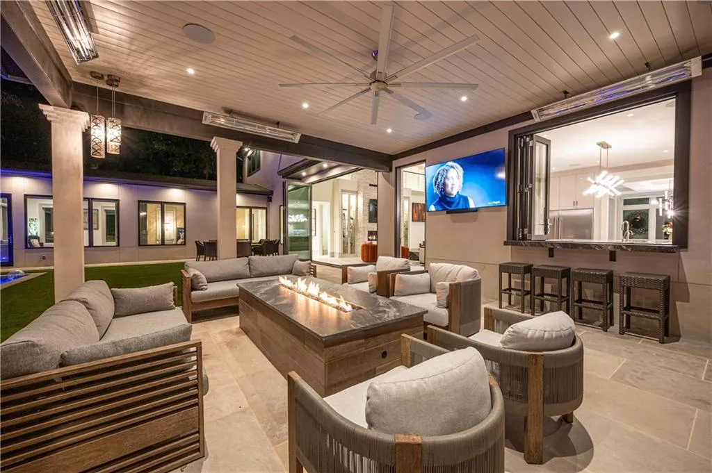 1090 Kingston Drive, Sandy Springs, Georgia 30342, 6 Bedrooms Bedrooms, ,6 BathroomsBathrooms,Residential,Sold,1090 Kingston Drive,7145530 1090 Kingston Drive, Sandy Springs, Georgia 30342, 6 Bedrooms Bedrooms, ,6 BathroomsBathrooms,Residential,Sold,1090 Kingston Drive,7145530