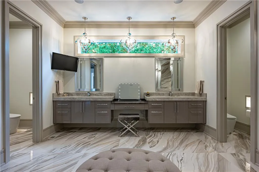 1090 Kingston Drive, Sandy Springs, Georgia 30342, 6 Bedrooms Bedrooms, ,6 BathroomsBathrooms,Residential,Sold,1090 Kingston Drive,7145530 1090 Kingston Drive, Sandy Springs, Georgia 30342, 6 Bedrooms Bedrooms, ,6 BathroomsBathrooms,Residential,Sold,1090 Kingston Drive,7145530