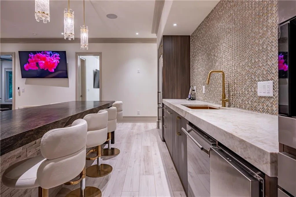 1090 Kingston Drive, Sandy Springs, Georgia 30342, 6 Bedrooms Bedrooms, ,6 BathroomsBathrooms,Residential,Sold,1090 Kingston Drive,7145530 1090 Kingston Drive, Sandy Springs, Georgia 30342, 6 Bedrooms Bedrooms, ,6 BathroomsBathrooms,Residential,Sold,1090 Kingston Drive,7145530