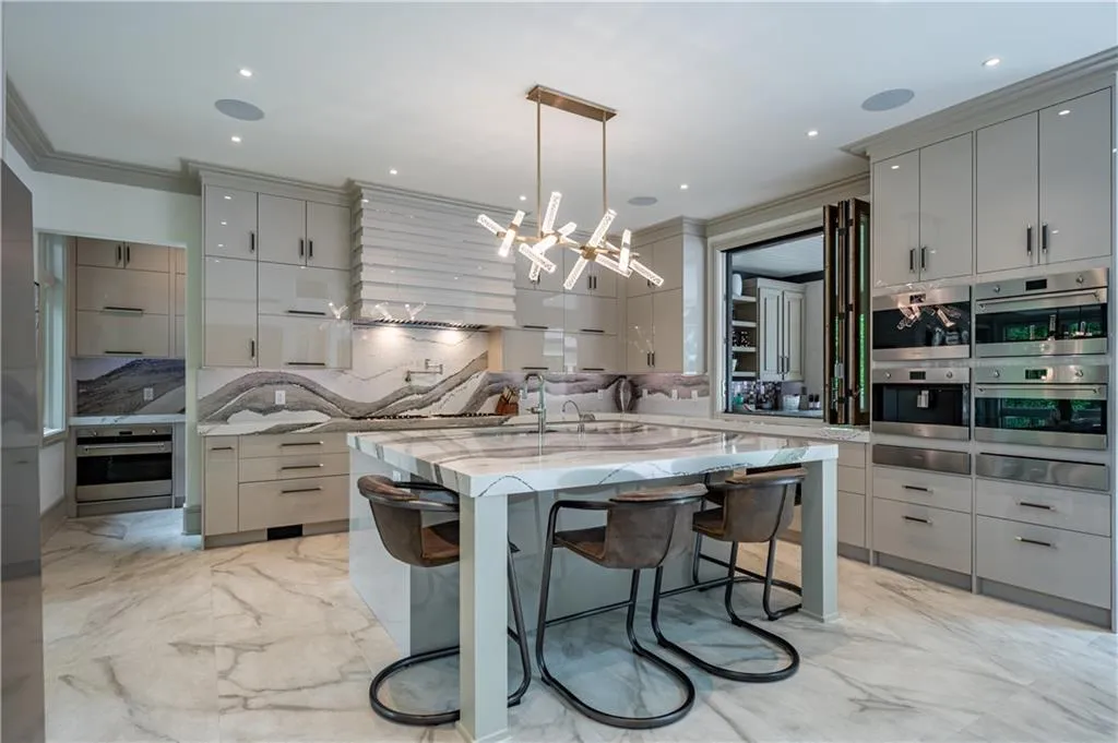 1090 Kingston Drive, Sandy Springs, Georgia 30342, 6 Bedrooms Bedrooms, ,6 BathroomsBathrooms,Residential,Sold,1090 Kingston Drive,7145530 1090 Kingston Drive, Sandy Springs, Georgia 30342, 6 Bedrooms Bedrooms, ,6 BathroomsBathrooms,Residential,Sold,1090 Kingston Drive,7145530