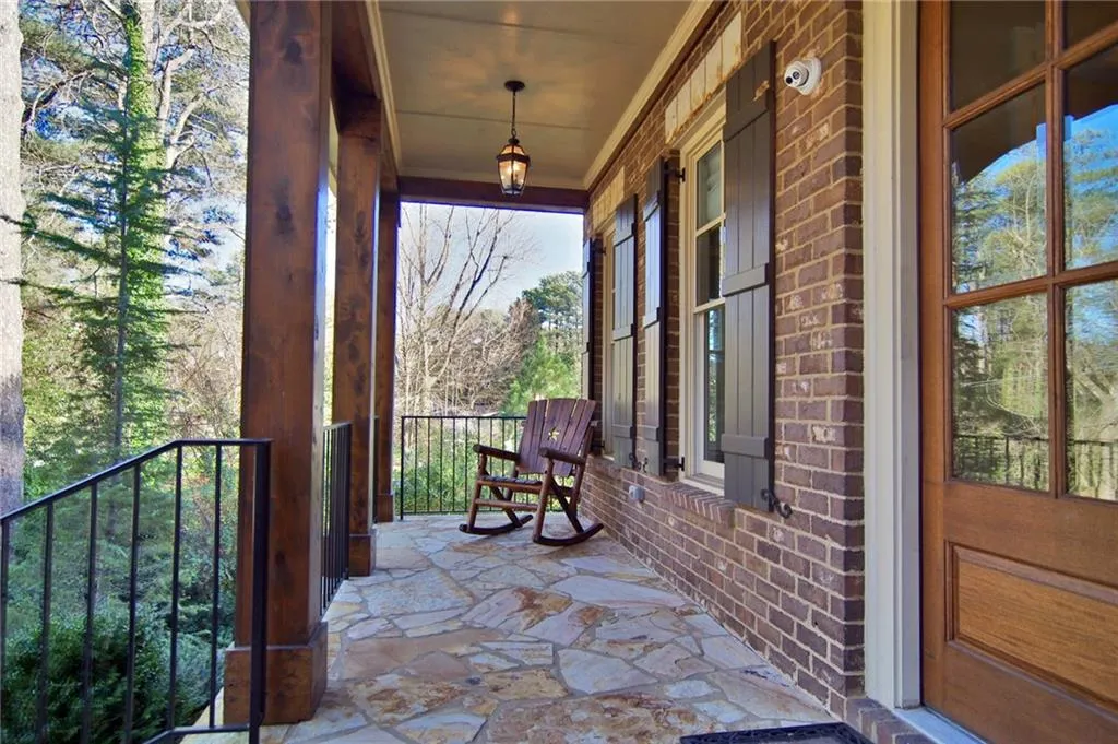 397 Carriage Drive, Atlanta, Georgia 30328, 6 Bedrooms Bedrooms, ,5 BathroomsBathrooms,Residential,Sold,397 Carriage Drive,5635836