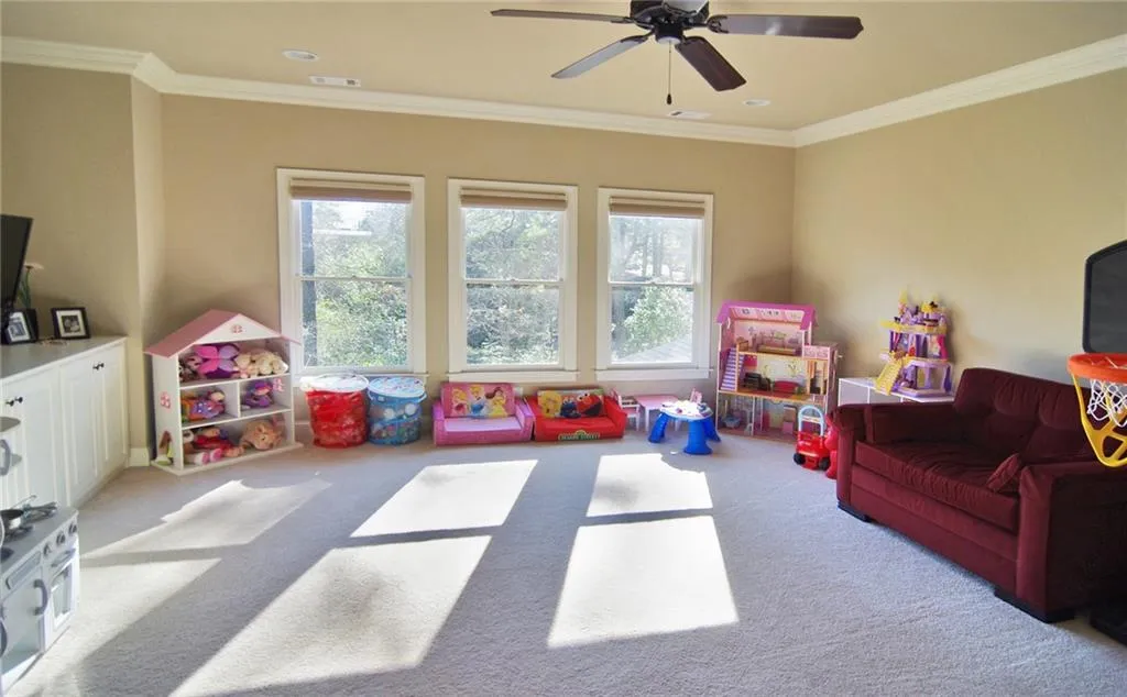 397 Carriage Drive, Atlanta, Georgia 30328, 6 Bedrooms Bedrooms, ,5 BathroomsBathrooms,Residential,Sold,397 Carriage Drive,5635836