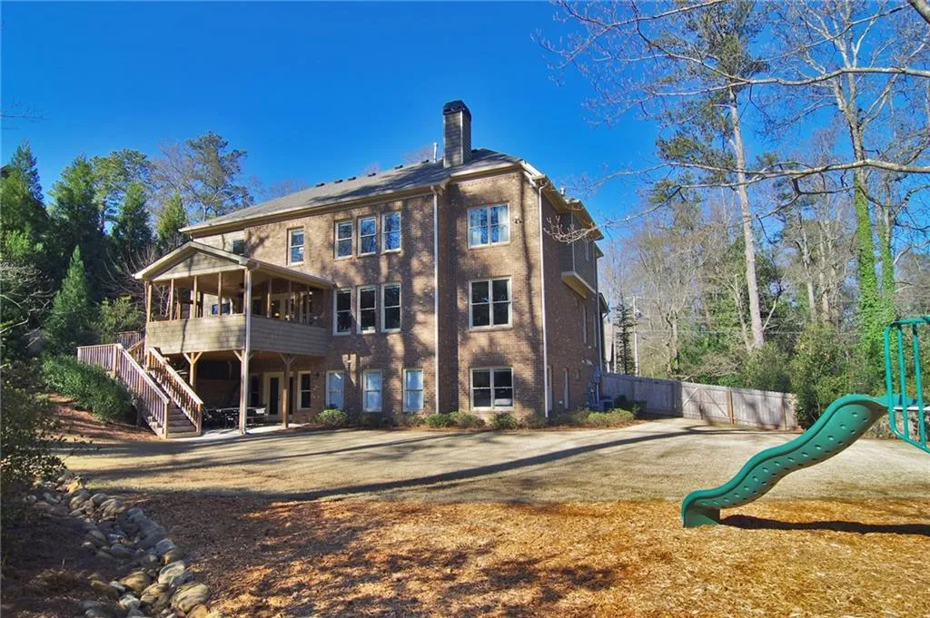 397 Carriage Drive, Atlanta, Georgia 30328, 6 Bedrooms Bedrooms, ,5 BathroomsBathrooms,Residential,Sold,397 Carriage Drive,5635836