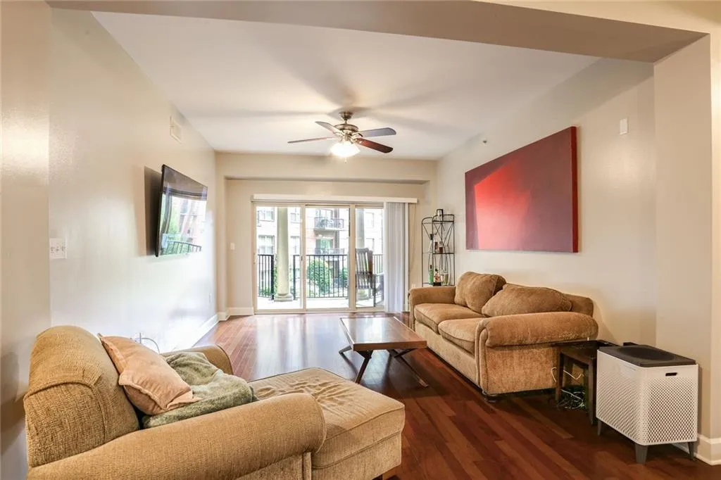 200 River Vista Drive Unit 231, Atlanta, Georgia 30339, 2 Bedrooms Bedrooms, ,2 BathroomsBathrooms,Residential,Sold,200 River Vista Drive Unit 231,7467807