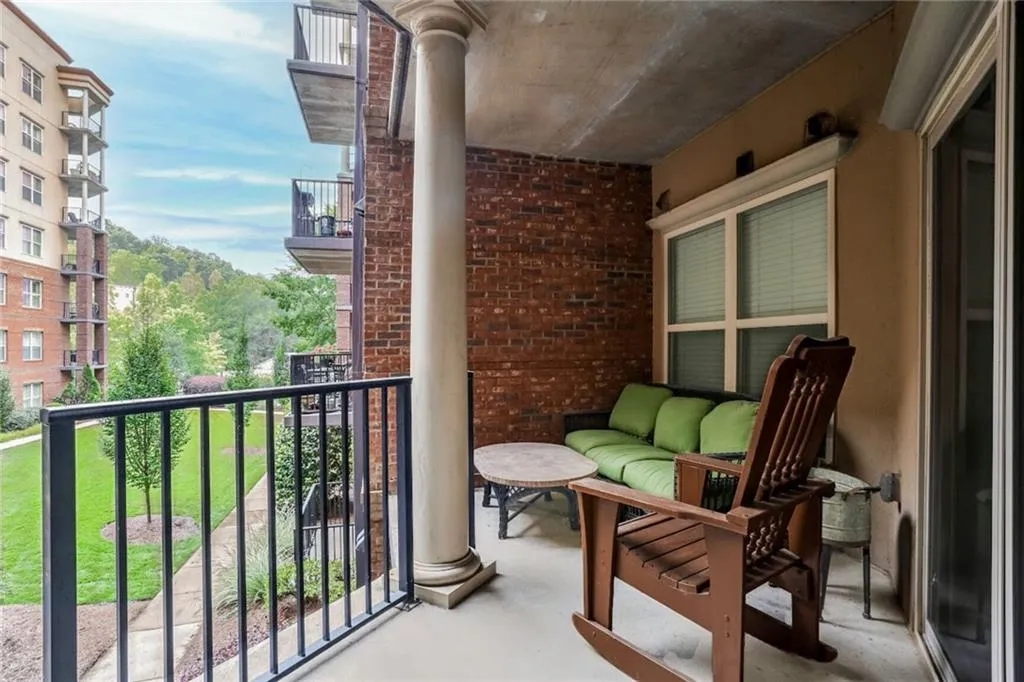200 River Vista Drive Unit 231, Atlanta, Georgia 30339, 2 Bedrooms Bedrooms, ,2 BathroomsBathrooms,Residential,Sold,200 River Vista Drive Unit 231,7467807