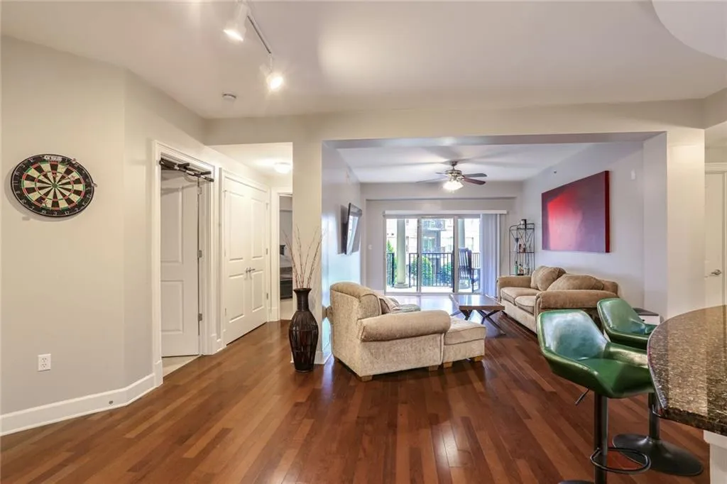 200 River Vista Drive Unit 231, Atlanta, Georgia 30339, 2 Bedrooms Bedrooms, ,2 BathroomsBathrooms,Residential,Sold,200 River Vista Drive Unit 231,7467807