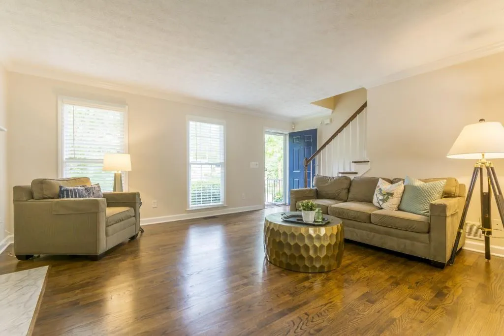 3233 W Shadowlawn Avenue Ne, Atlanta, Georgia 30305, 3 Bedrooms Bedrooms, ,3 BathroomsBathrooms,Residential,Sold,3233 W Shadowlawn Avenue Ne,5839983