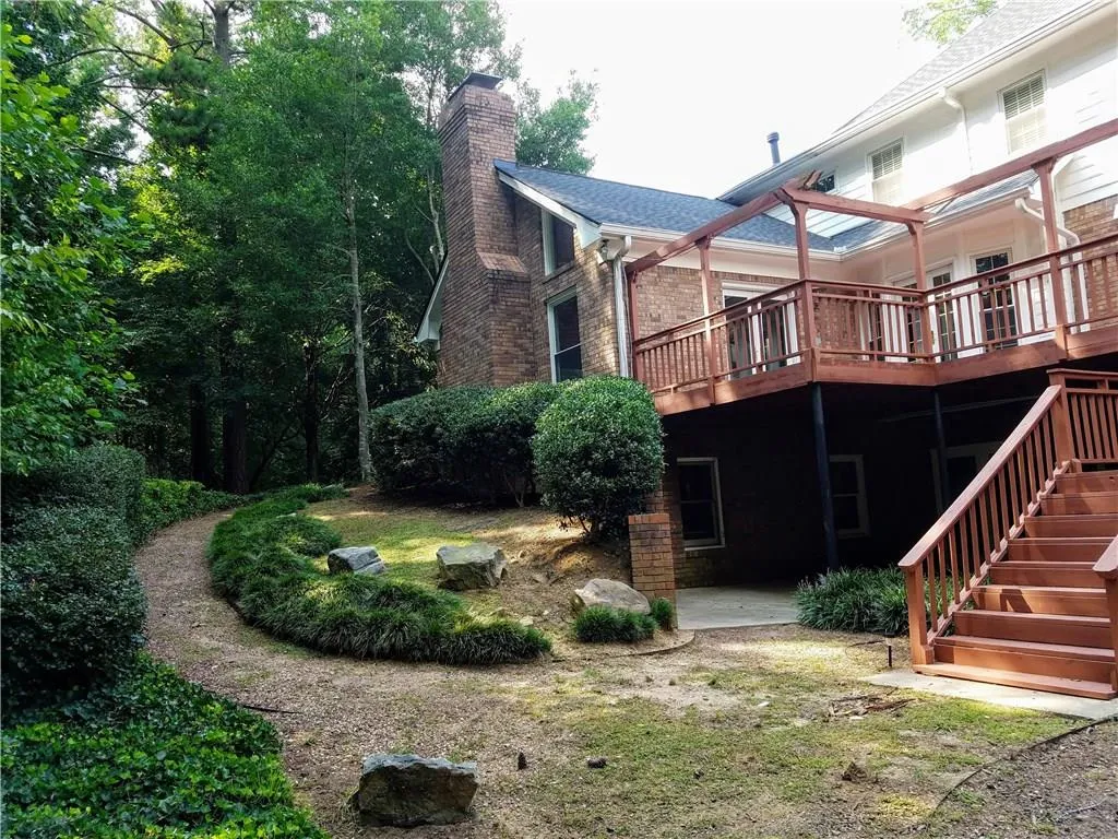 7420 Crompton Court N, Atlanta, Georgia 30350, 6 Bedrooms Bedrooms, ,5 BathroomsBathrooms,Residential,Sold,7420 Crompton Court N,5882694