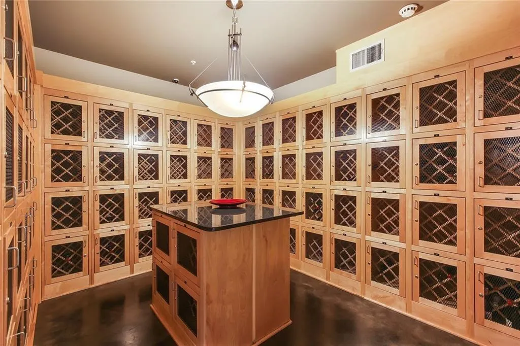 795 Hammond Drive Unit 1208, Atlanta, Georgia 30328, 1 Bedroom Bedrooms, ,1 BathroomBathrooms,Residential,Sold,795 Hammond Drive Unit 1208,6589094