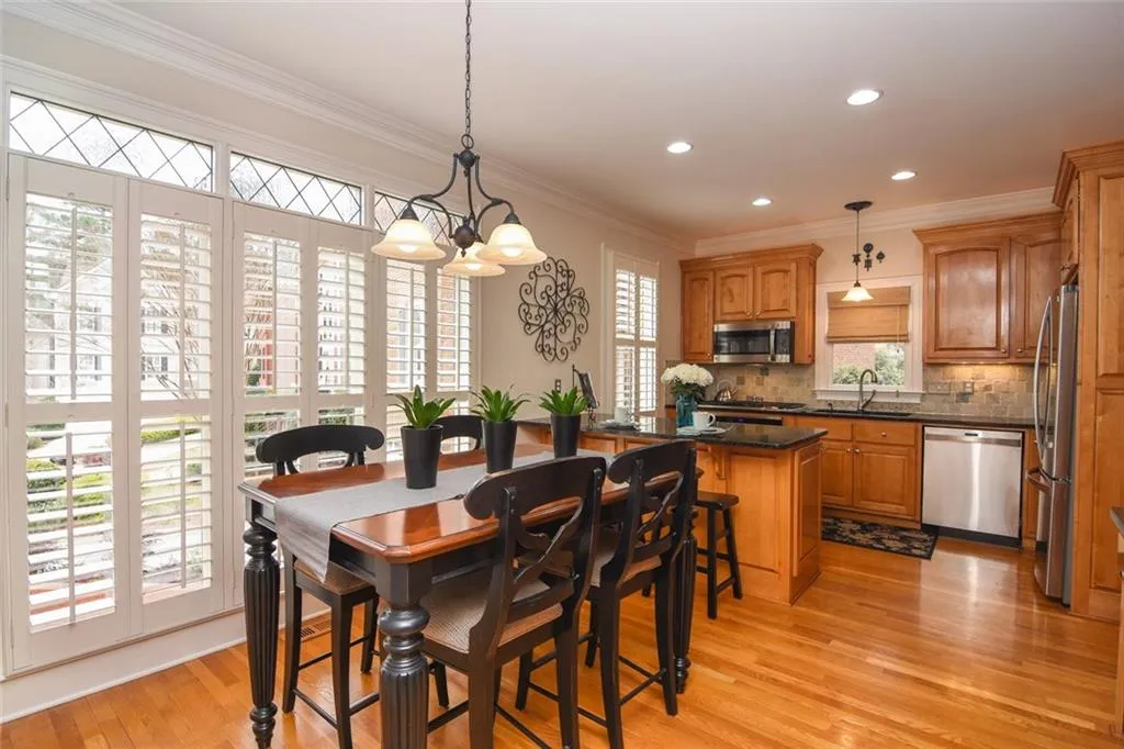 935 Roberts Landing Cove, Sandy Springs, Georgia 30350, 4 Bedrooms Bedrooms, ,3 BathroomsBathrooms,Residential,Sold,935 Roberts Landing Cove,5974539