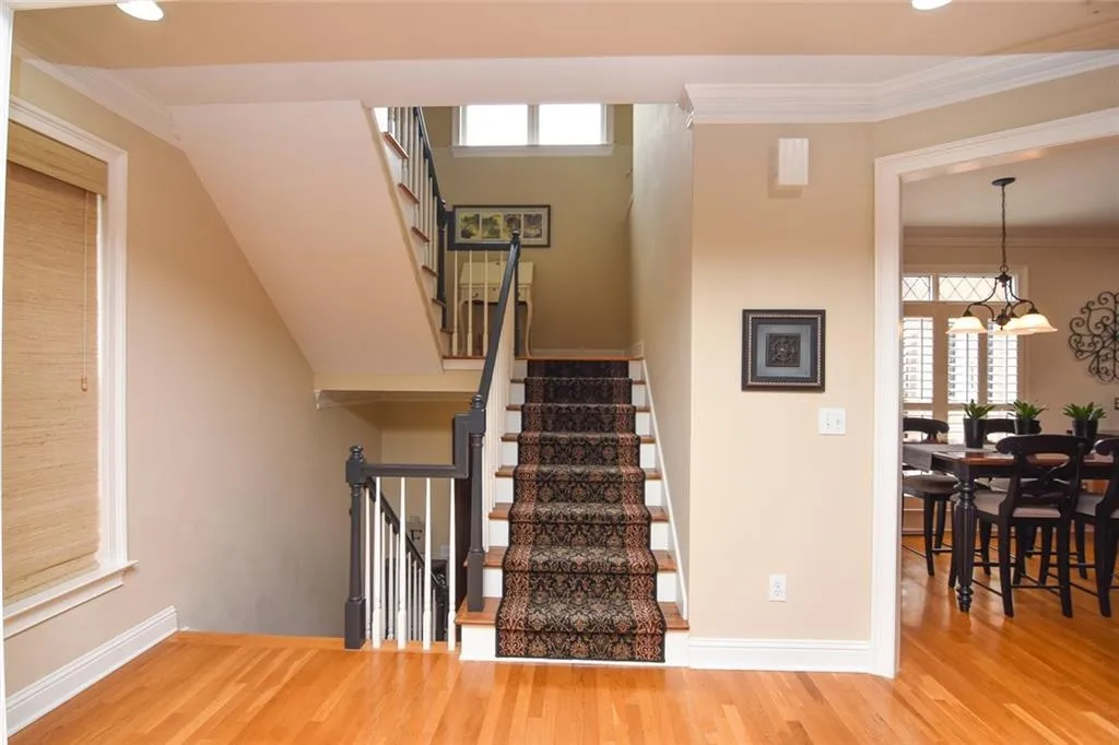 935 Roberts Landing Cove, Sandy Springs, Georgia 30350, 4 Bedrooms Bedrooms, ,3 BathroomsBathrooms,Residential,Sold,935 Roberts Landing Cove,5974539