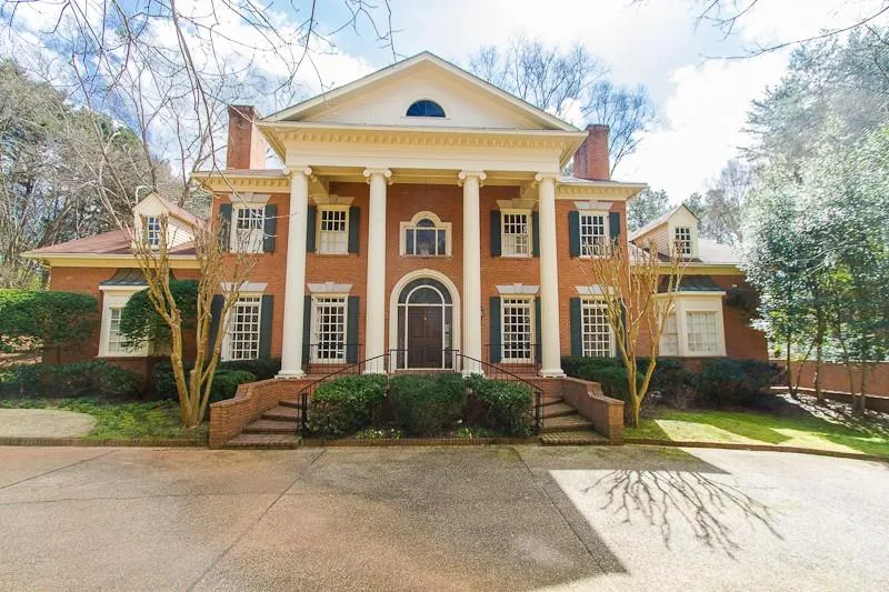 30 Cates Ridge, Sandy Springs, Georgia 30327, 6 Bedrooms Bedrooms, ,5 BathroomsBathrooms,Residential,Sold,30 Cates Ridge,5668746
