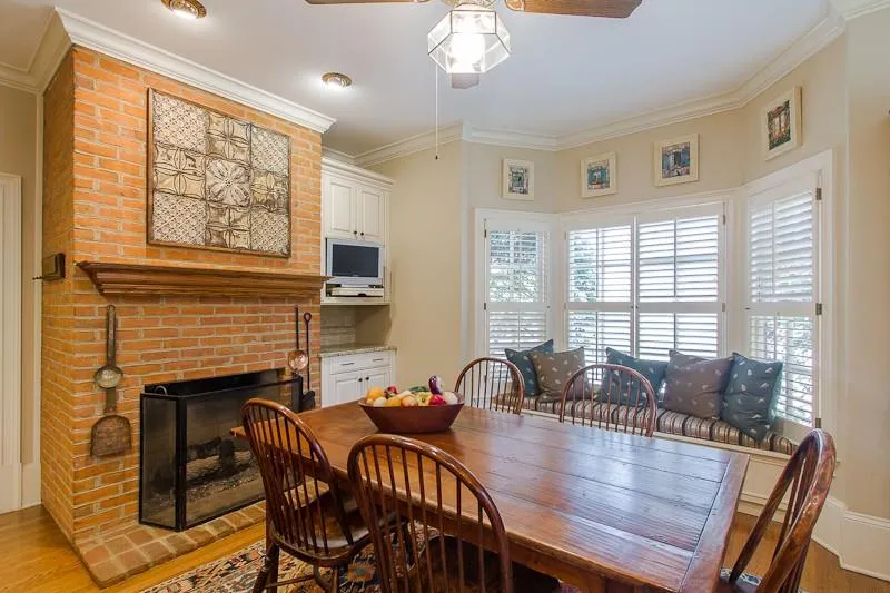 30 Cates Ridge, Sandy Springs, Georgia 30327, 6 Bedrooms Bedrooms, ,5 BathroomsBathrooms,Residential,Sold,30 Cates Ridge,5668746