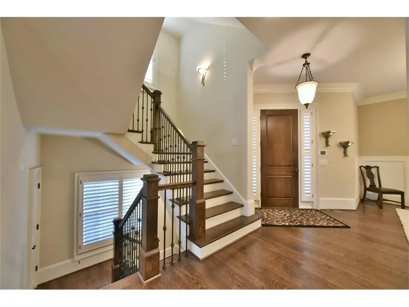 3631 Habersham Road Nw Unit 43, Atlanta, Georgia 30305, 6 Bedrooms Bedrooms, ,6 BathroomsBathrooms,Residential,Sold,3631 Habersham Road Nw Unit 43,5655634