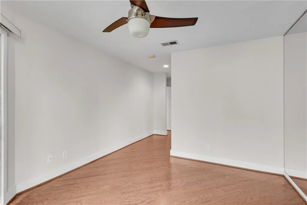 209 14th Street Ne Unit 307, Atlanta, Georgia 30309, 2 Bedrooms Bedrooms, 0 ,2 BathroomsBathrooms,Residential,For Sale,209 14th Street Ne Unit 307,7831134