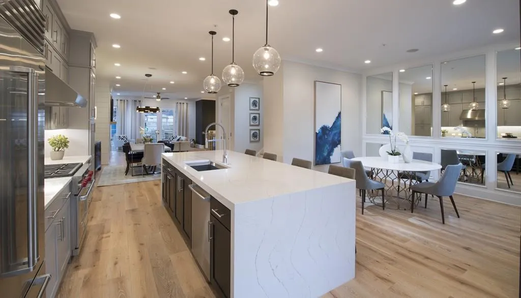 110 Ridgely Court Unit 23, Atlanta, Georgia 30342, 4 Bedrooms Bedrooms, ,4 BathroomsBathrooms,Residential,Sold,110 Ridgely Court Unit 23,5695584