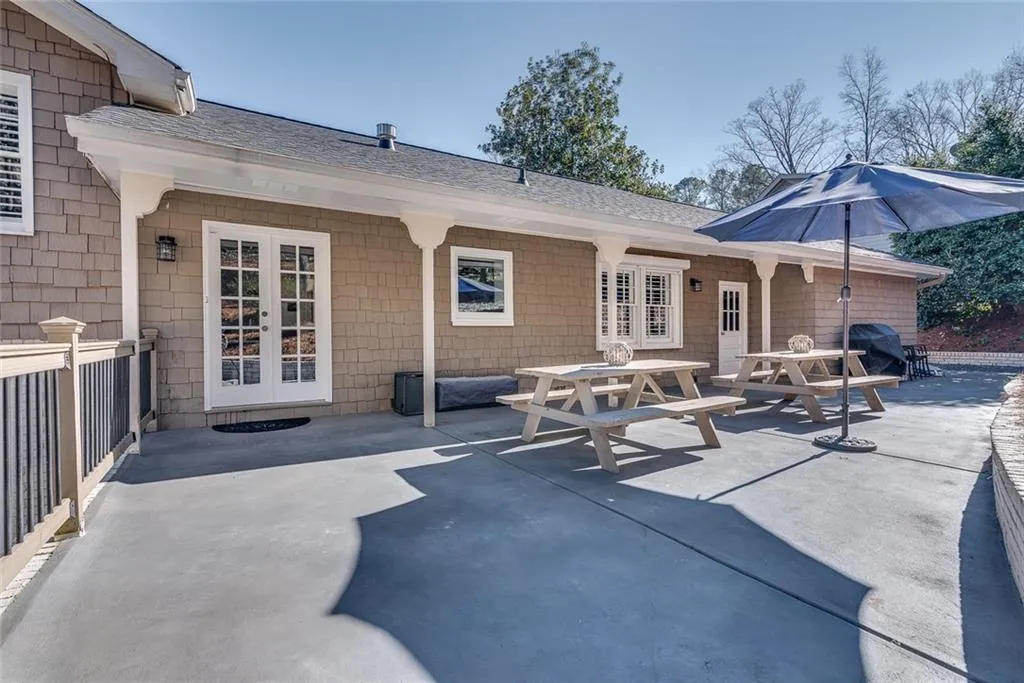 40 Brandon Ridge Drive, Atlanta, Georgia 30328, 4 Bedrooms Bedrooms, ,3 BathroomsBathrooms,Residential,Sold,40 Brandon Ridge Drive,7005542