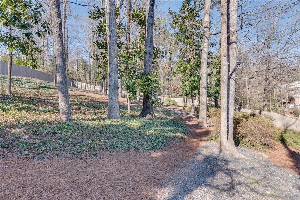 40 Brandon Ridge Drive, Atlanta, Georgia 30328, 4 Bedrooms Bedrooms, ,3 BathroomsBathrooms,Residential,Sold,40 Brandon Ridge Drive,7005542