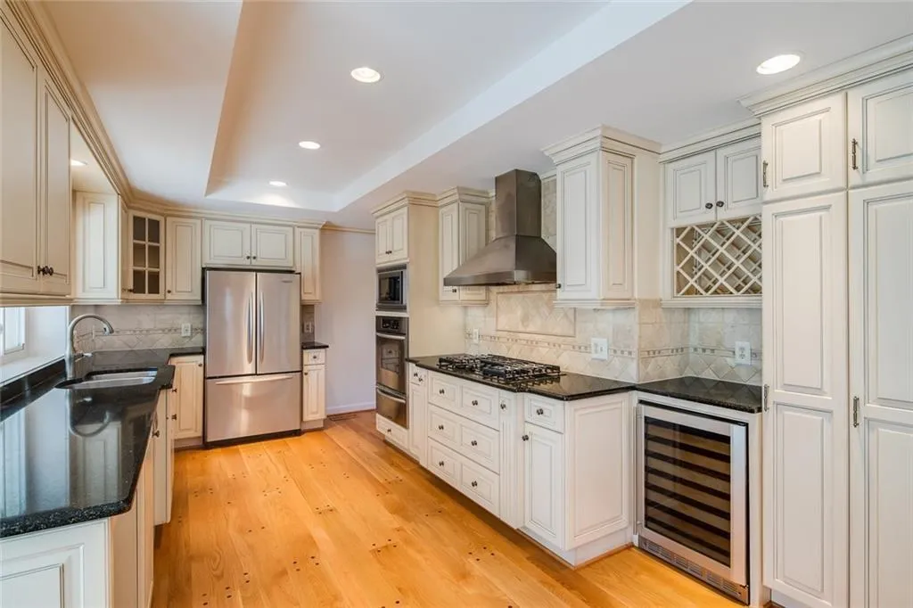 4614 Meadow Valley Drive, Sandy Springs, Georgia 30342, 4 Bedrooms Bedrooms, ,3 BathroomsBathrooms,Residential,Sold,4614 Meadow Valley Drive,6729434