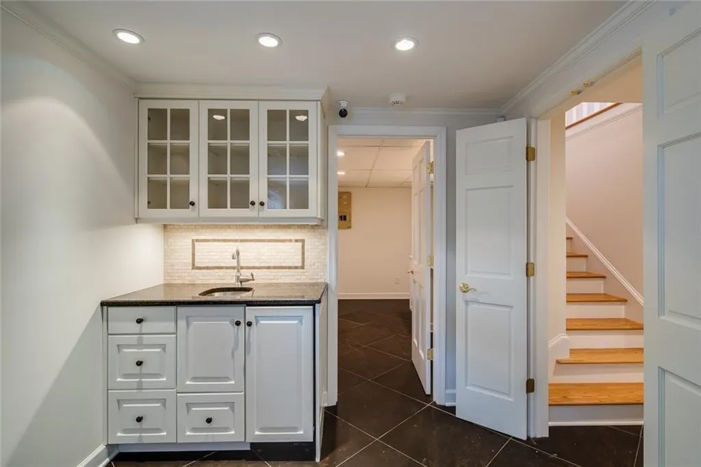 4614 Meadow Valley Drive, Sandy Springs, Georgia 30342, 4 Bedrooms Bedrooms, ,3 BathroomsBathrooms,Residential,Sold,4614 Meadow Valley Drive,6729434