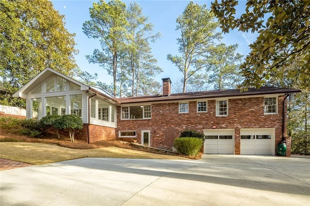 4614 Meadow Valley Drive, Sandy Springs, Georgia 30342, 4 Bedrooms Bedrooms, ,3 BathroomsBathrooms,Residential,Sold,4614 Meadow Valley Drive,6729434